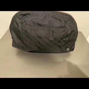 Athleta Toiletry Cosmetic Makeup Bag- EUC